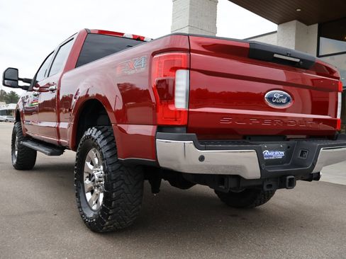 Used 2019 Ford F250 Lariat w/ Lariat Ultimate Package image 3