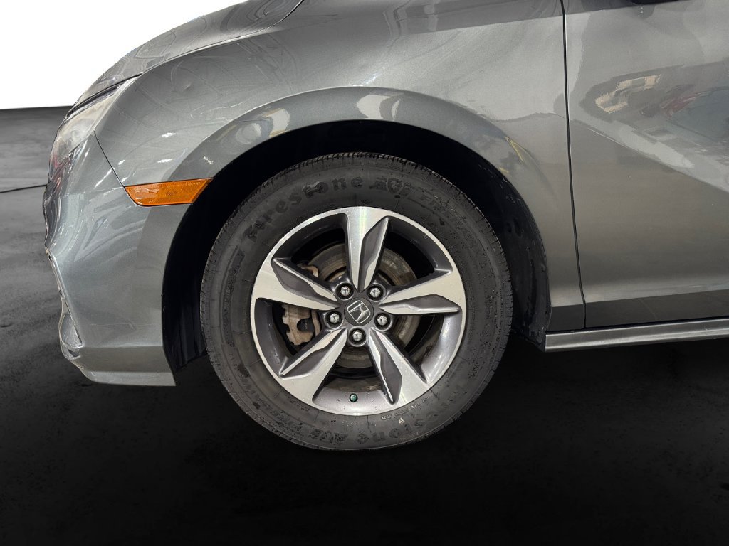 Used 2018 Honda Odyssey Touring image 11