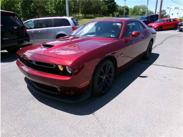 Used 2021 Dodge Challenger R/T w/ Plus Package RWD image 2