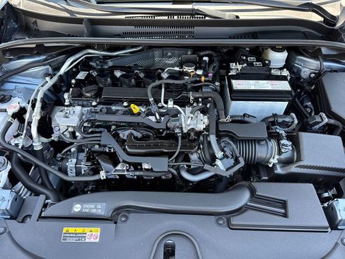 Used 2023 Toyota Corolla LE w/ Carpet Mat Package (TMS) FWD image 8