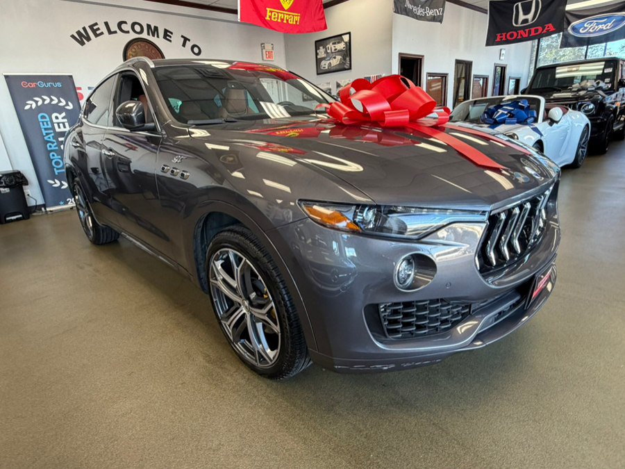 Used 2023 Maserati Levante GT AWD/4WD image 17