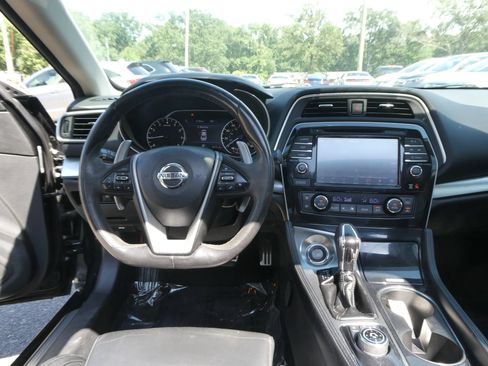 Used 2016 Nissan Maxima SR FWD image 15