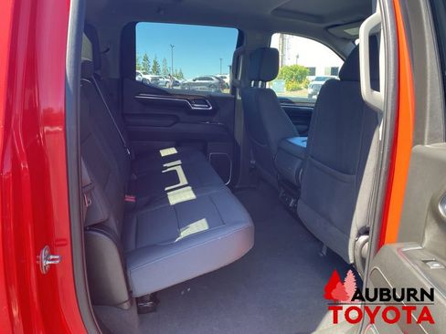 Used 2023 Chevrolet Silverado 1500 LT w/ Convenience Package II AWD/4WD image 18