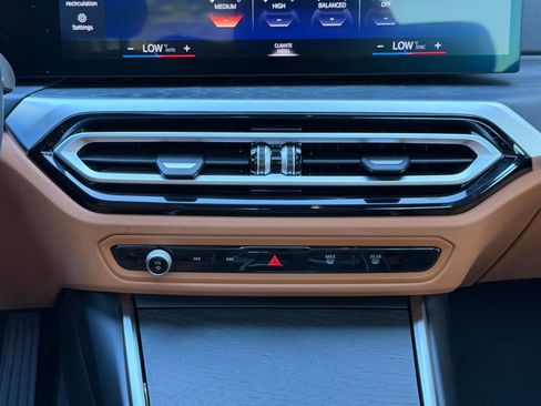 Certified 2023 BMW 330i Sedan w/ Premium Package image 20