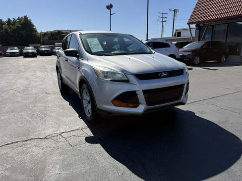 Used 2013 Ford Escape S FWD image 10