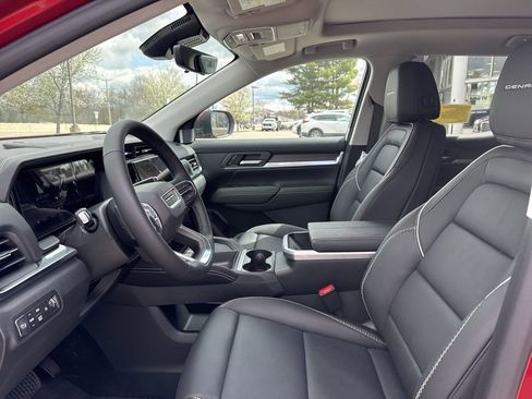 New 2026 GMC Terrain Denali AWD/4WD image 16