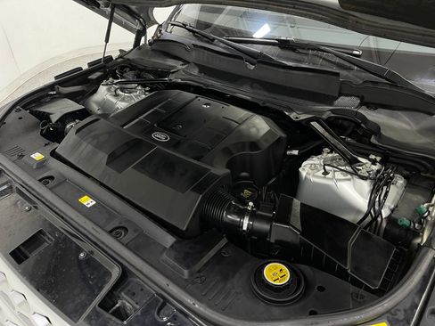 Used 2017 Land Rover Range Rover Sport HSE image 28