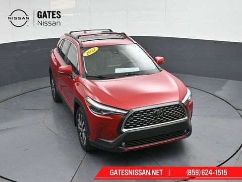 Used 2022 Toyota Corolla Cross XLE w/ Convenience Package image 62