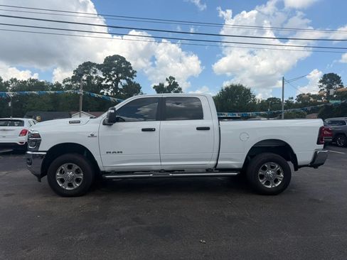 Used 2025 RAM 2500 Big Horn AWD/4WD image 11