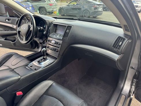 Used 2013 INFINITI G37 Journey w/ Premium Pkg image 20