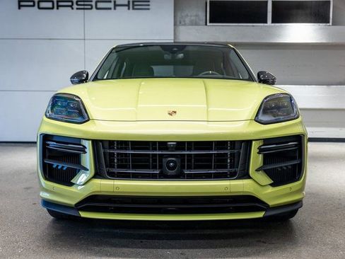 Certified 2024 Porsche Cayenne Turbo GT image 11