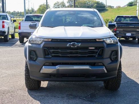 New 2026 Chevrolet Colorado Trail Boss AWD/4WD image 2