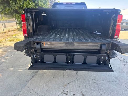 Used 2025 Chevrolet Silverado 2500 LT w/ Trail Boss Package AWD/4WD image 20
