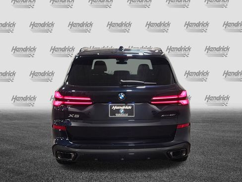New 2026 BMW X5 xDrive40i w/ M Sport Package AWD/4WD image 7