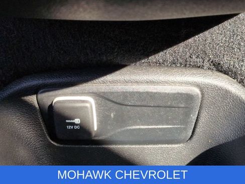 Used 2024 Chrysler Pacifica Limited FWD image 35