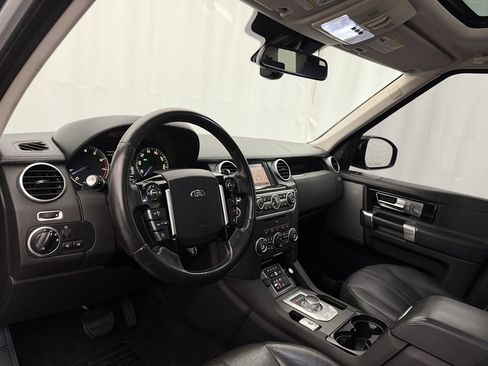 Used 2016 Land Rover LR4 HSE Silver Edition AWD/4WD image 8
