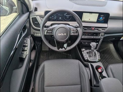 New 2026 Kia Seltos EX FWD image 6