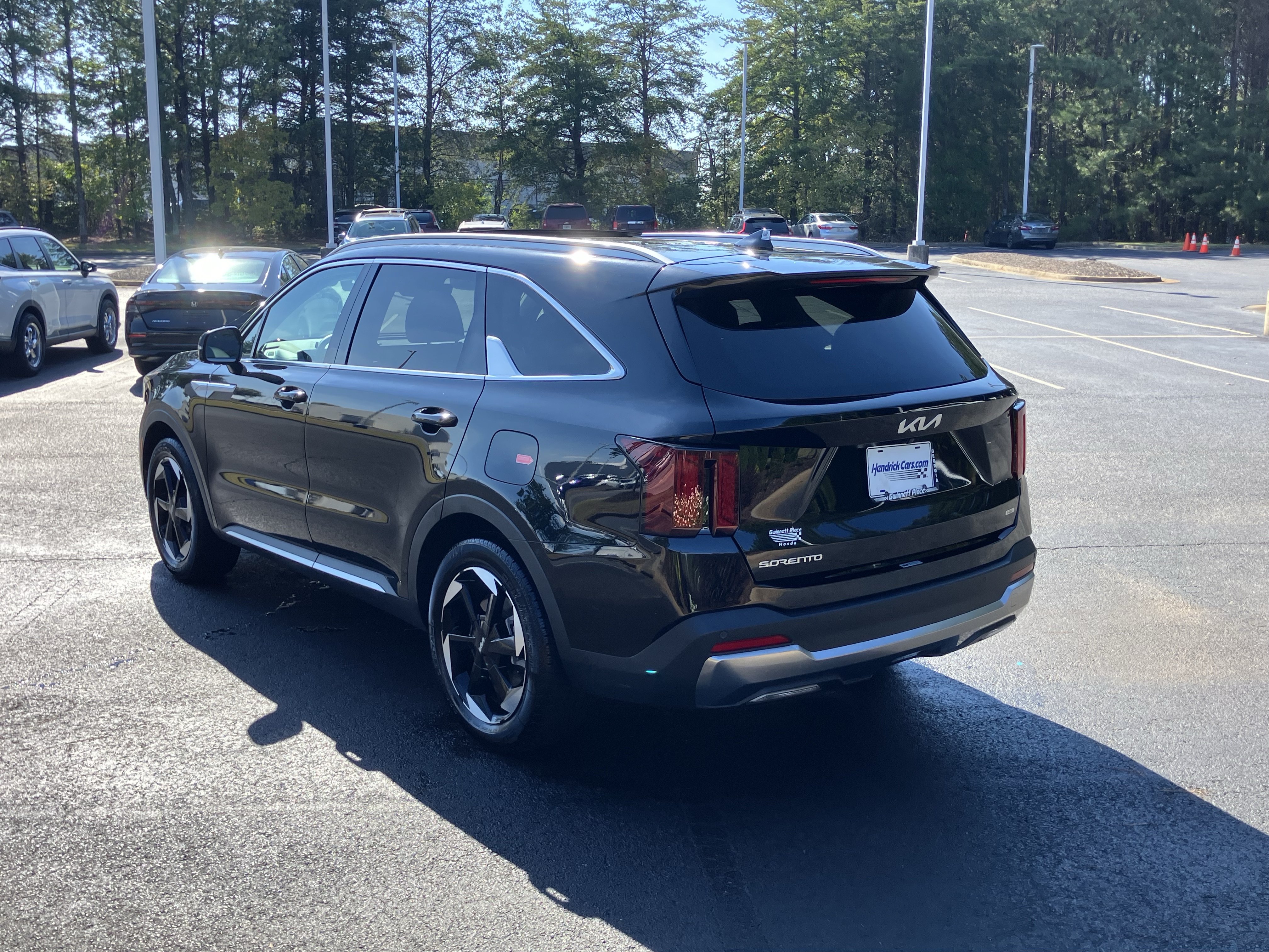 Used 2026 Kia Sorento EX w/ EX Premium Package FWD image 8