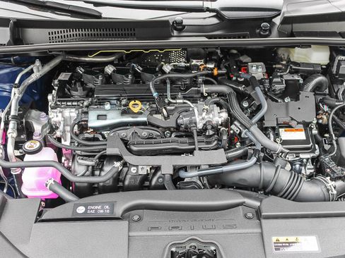 New 2026 Toyota Prius XLE image 14