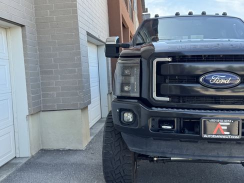 Used 2014 Ford F250 Lariat w/ Chrome Package AWD/4WD image 11