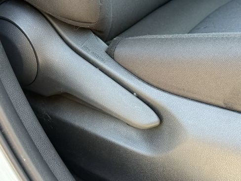 Certified 2025 Toyota RAV4 XLE AWD/4WD image 29