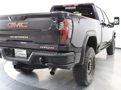 Used 2025 GMC Sierra 2500 AT4X w/ AT4X AEV Edition AWD/4WD image 12