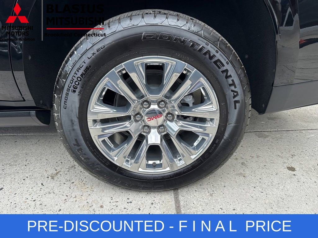 Used 2026 GMC Yukon Denali w/ Sun & Power Step Package AWD/4WD image 15
