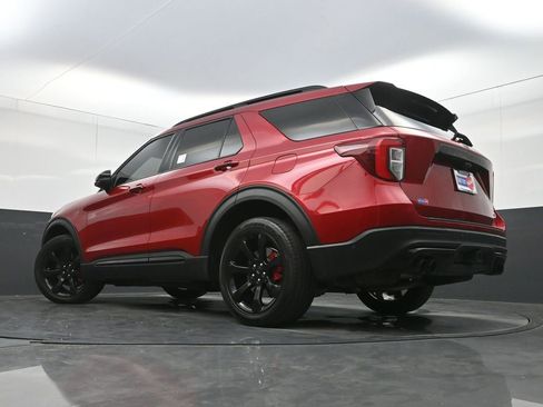 Used 2022 Ford Explorer ST w/ Equipment Group 401A AWD/4WD image 30