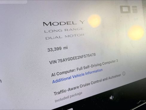 Used 2022 Tesla Model Y Long Range AWD/4WD image 20