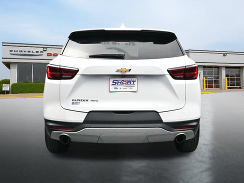 Used 2025 Chevrolet Blazer LT AWD/4WD image 4