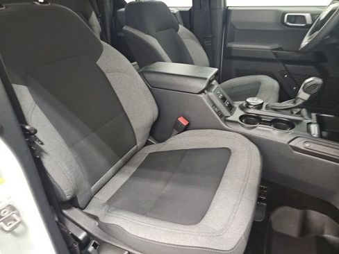 Used 2022 Ford Bronco 4-Door image 36