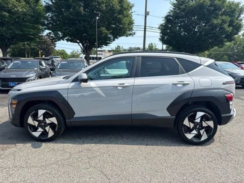 Used 2024 Hyundai Kona Limited AWD/4WD image 18