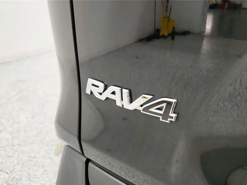 Used 2019 Toyota RAV4 LE w/ All Weather Liner Package image 17