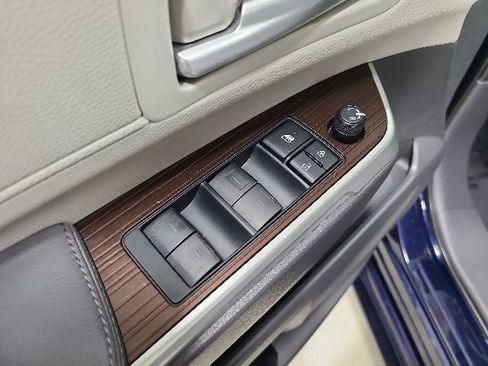 Certified 2021 Toyota Sienna XLE FWD image 22