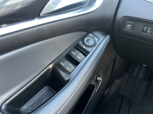 Used 2024 Buick Enclave Essence w/ Experience Buick Package image 12