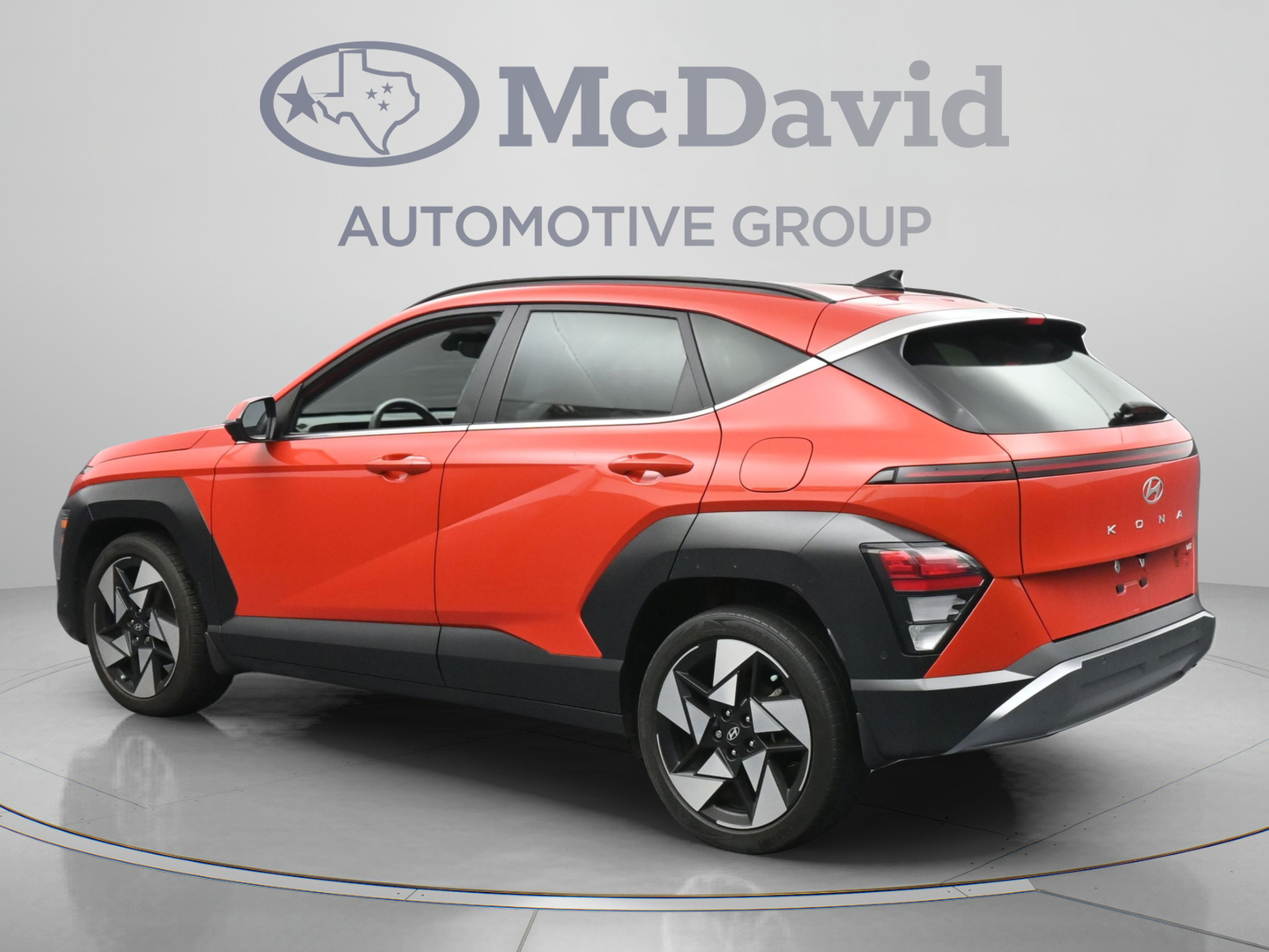 Used 2024 Hyundai Kona Limited FWD image 6