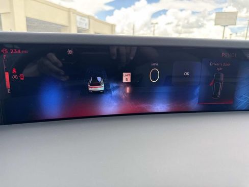 New 2026 Lincoln Nautilus Premier w/ Equipment Group 102A AWD/4WD image 27