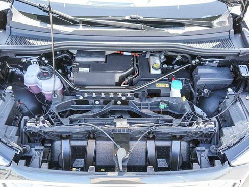 Used 2023 Audi Q4 e-tron Premium Plus w/ Premium Plus image 39