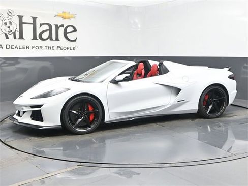 New 2026 Chevrolet Corvette E-Ray w/ Stealth Interior Trim Package image 11