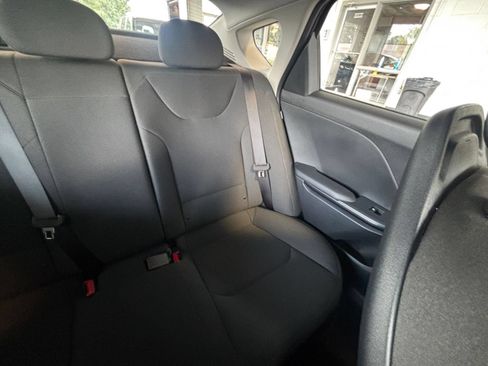 Used 2026 Kia K4 FWD image 36