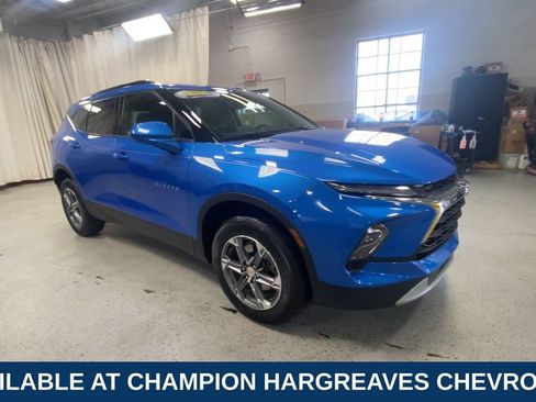 Certified 2024 Chevrolet Blazer LT w/ Convenience Package FWD image 2