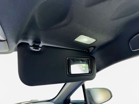 Used 2021 Toyota C-HR XLE FWD image 37