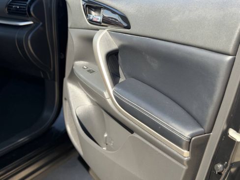 Used 2025 Mitsubishi Eclipse Cross SE AWD/4WD image 18