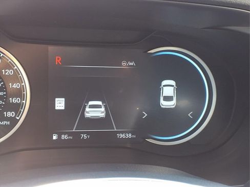 Used 2024 Genesis G70 2.5T image 21