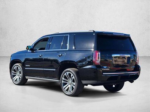 Used 2019 GMC Yukon Denali w/ Denali Ultimate Package image 7