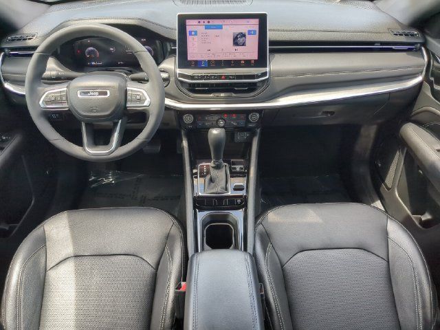 Used 2023 Jeep Compass High Altitude AWD/4WD image 14