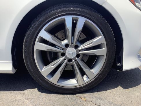 Used 2014 Mercedes-Benz E 350 4MATIC Sedan w/ Premium 1 Package image 24