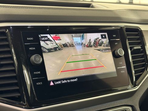 Used 2021 Volkswagen Atlas SEL Premium AWD/4WD image 18