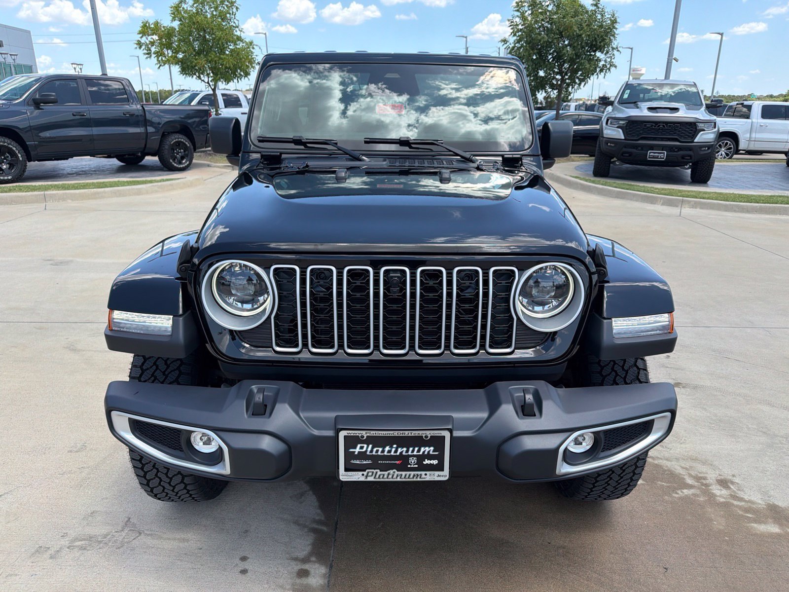 New 2026 Jeep Wrangler Unlimited Sahara AWD/4WD image 8