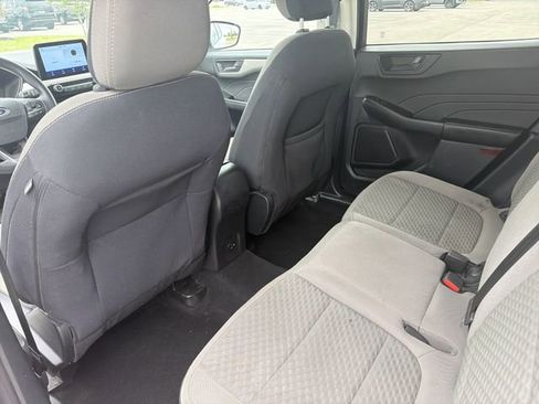 Used 2022 Ford Escape SE FWD image 13